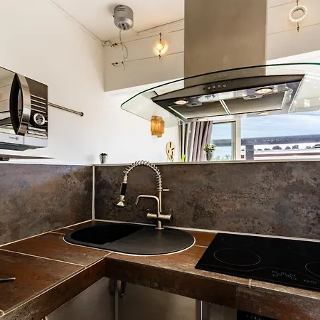 Urban Muse - Cosy - Terrasse - Port Nature Village Naturiste - Parking Apartment